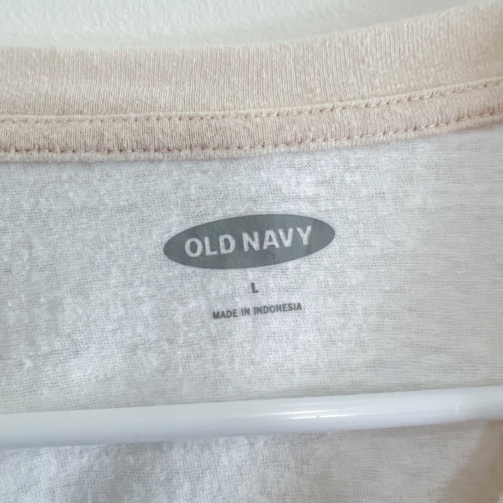 Old Navy Raglan Tee - Picture 5 of 6